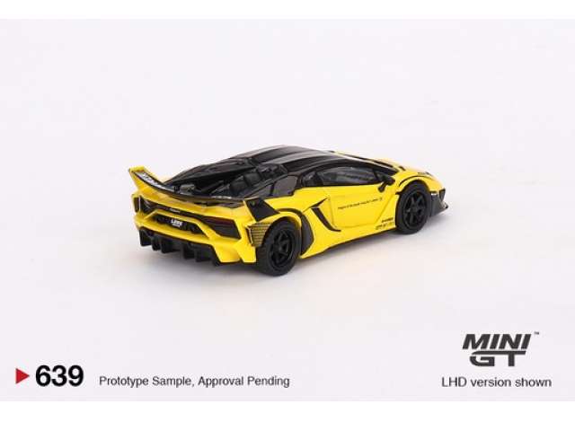 Lamborghini Aventador LB Work gelb mit schwarzem Dach 1:64