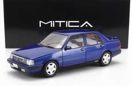 Lancia Thema 8.32 blau metallic 1986 1:18