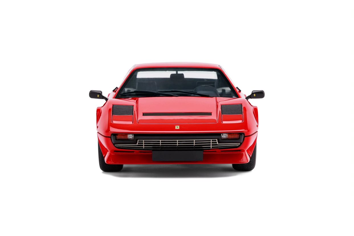 Ferrari 208 GTB Turbo rot1:18 