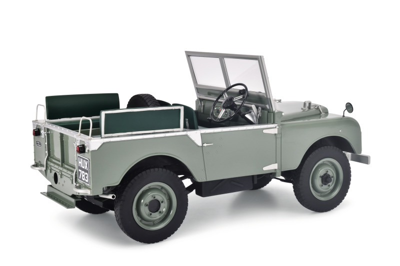 Land Rover 80 grün offen 1:12 `1946 mit Reifen auf der Motorhaube Resin PRO.R limitiert 500 Stück