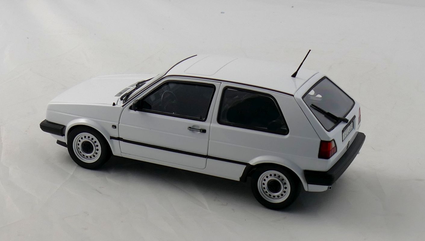 VW Golf 2 CL`1988 weiß 1:18 L 