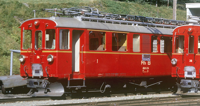 RhB ABe4/4 I 34 rot Bernina- Bahn-Triebwagen, Ep.3-4