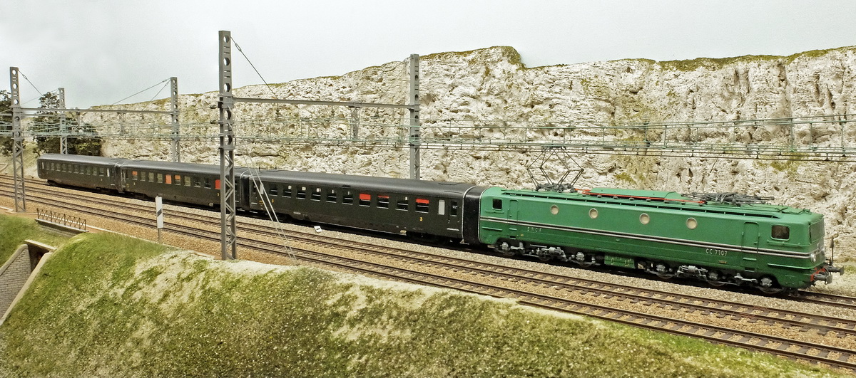 SNCF Set CC7107 + 3 PersWagen DCC digital mit SOUND, CC7107 + 3x DEV U46 C10 Weltrekord 331 km/h