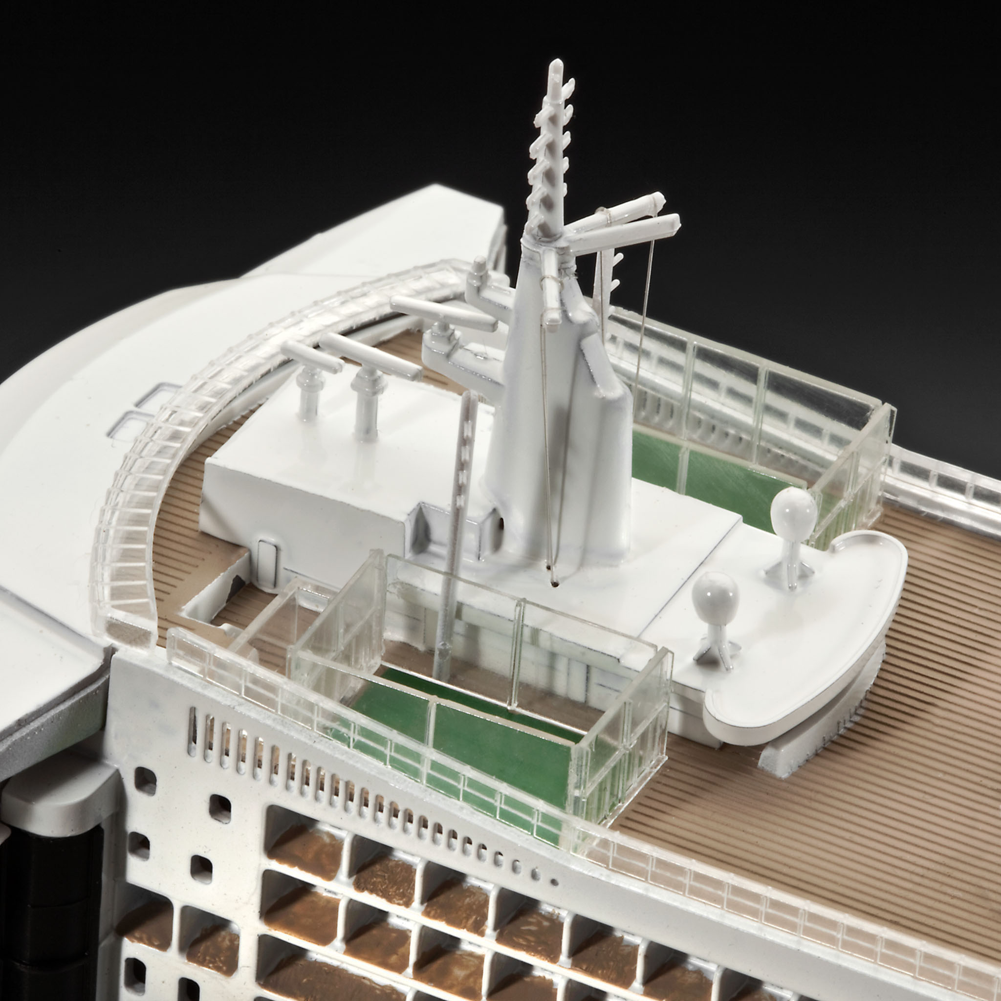 1:700 Queen Mary 2 