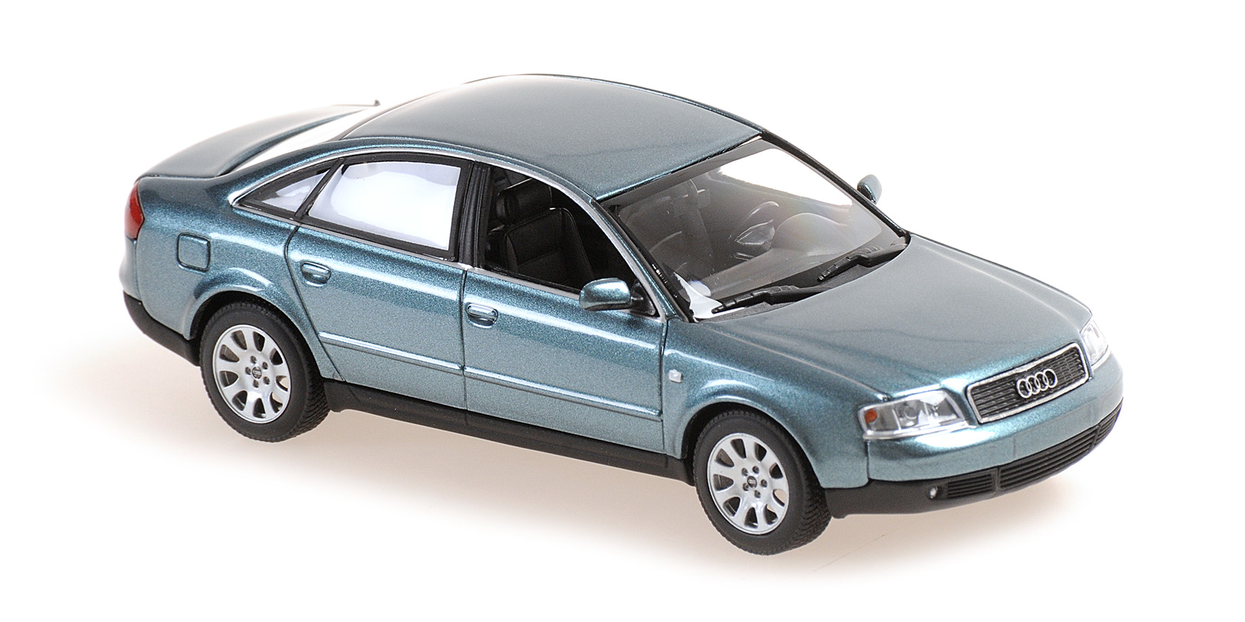 Audi A6`1997 grün met.1:43 grün metallic Diecast Maxichamps