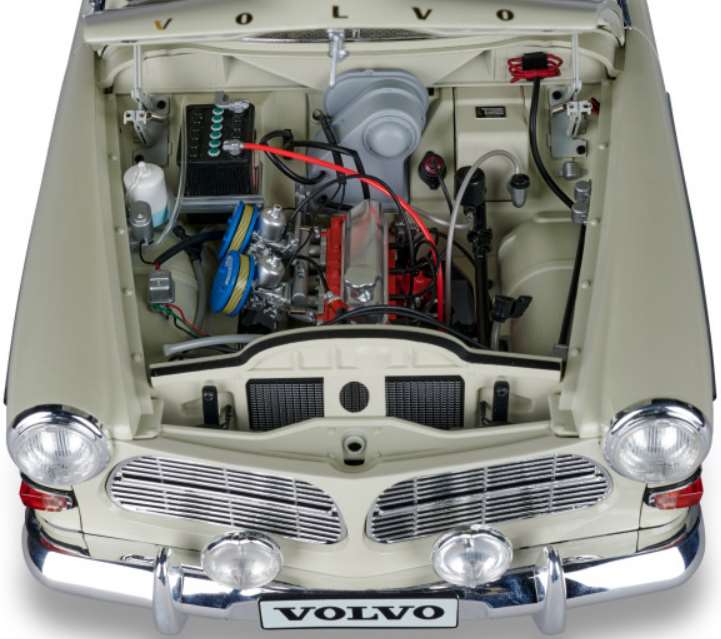 1:8 Volvo 122S Bausatz mit Licht und Sound