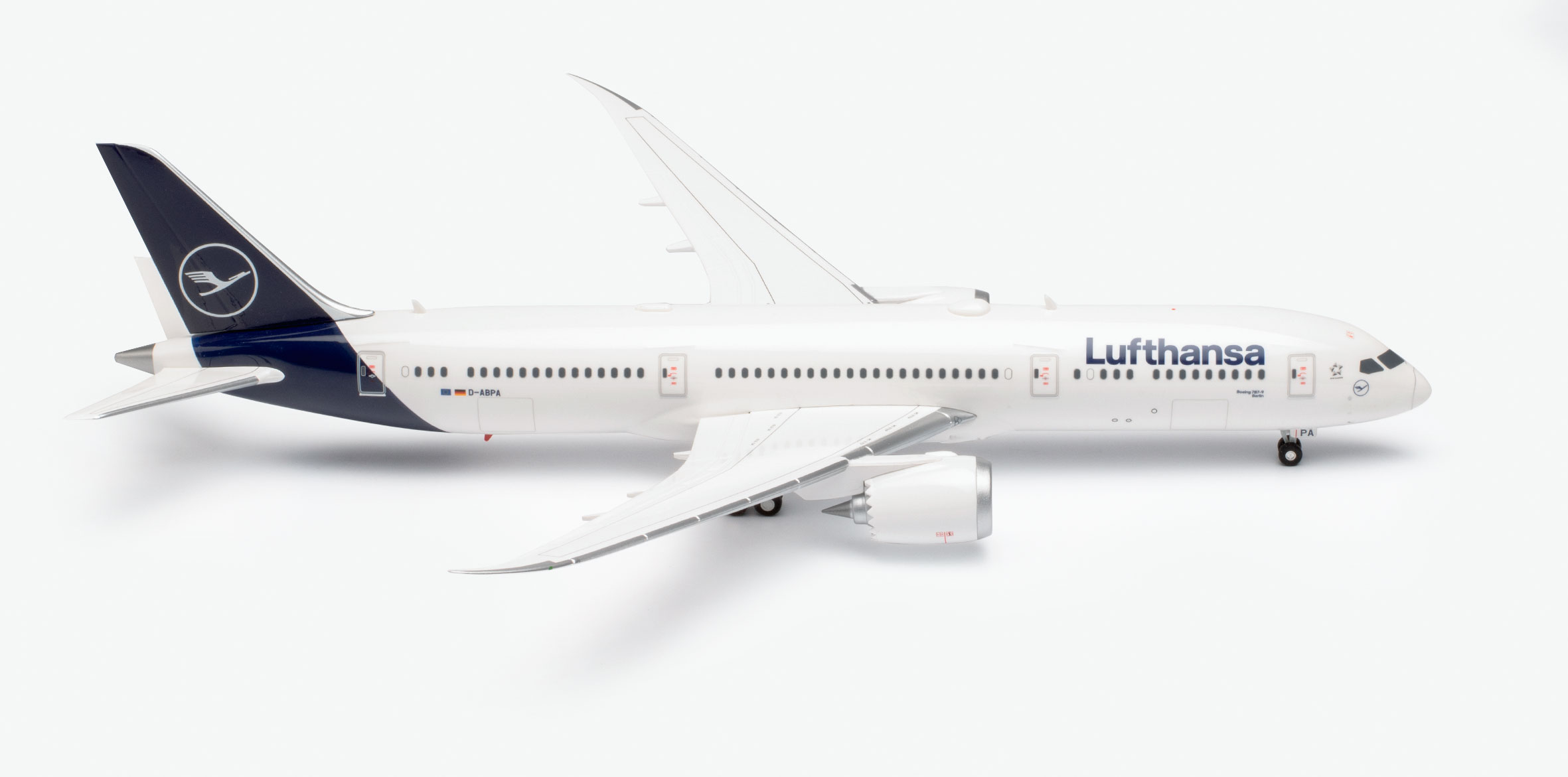 Boeing 787-9 Lufthansa 1:200 