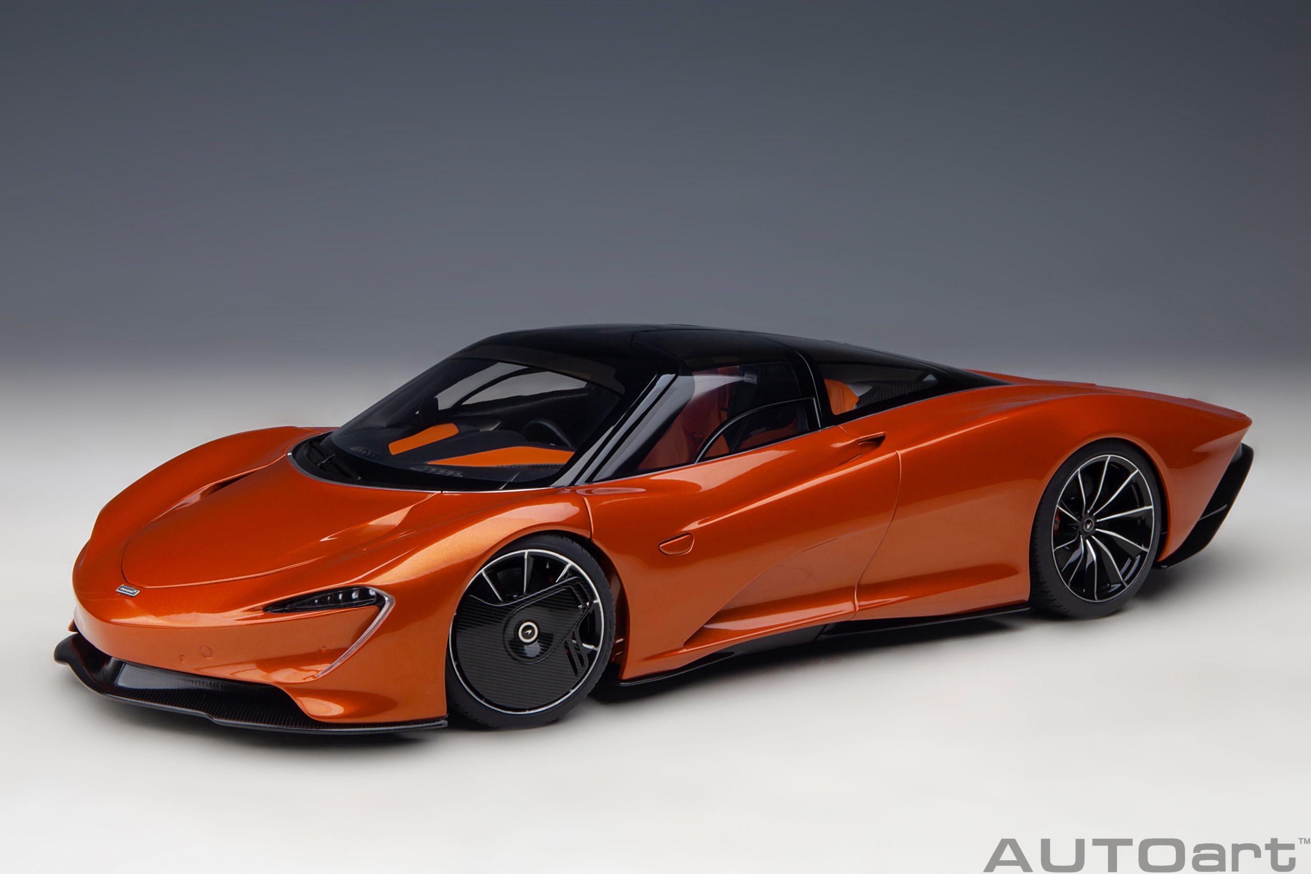 McLaren Speedtail ´20 orange 1:18