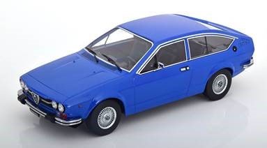 Alfa Romeo Alfetta 2000 GTV 1976 blau 1:18