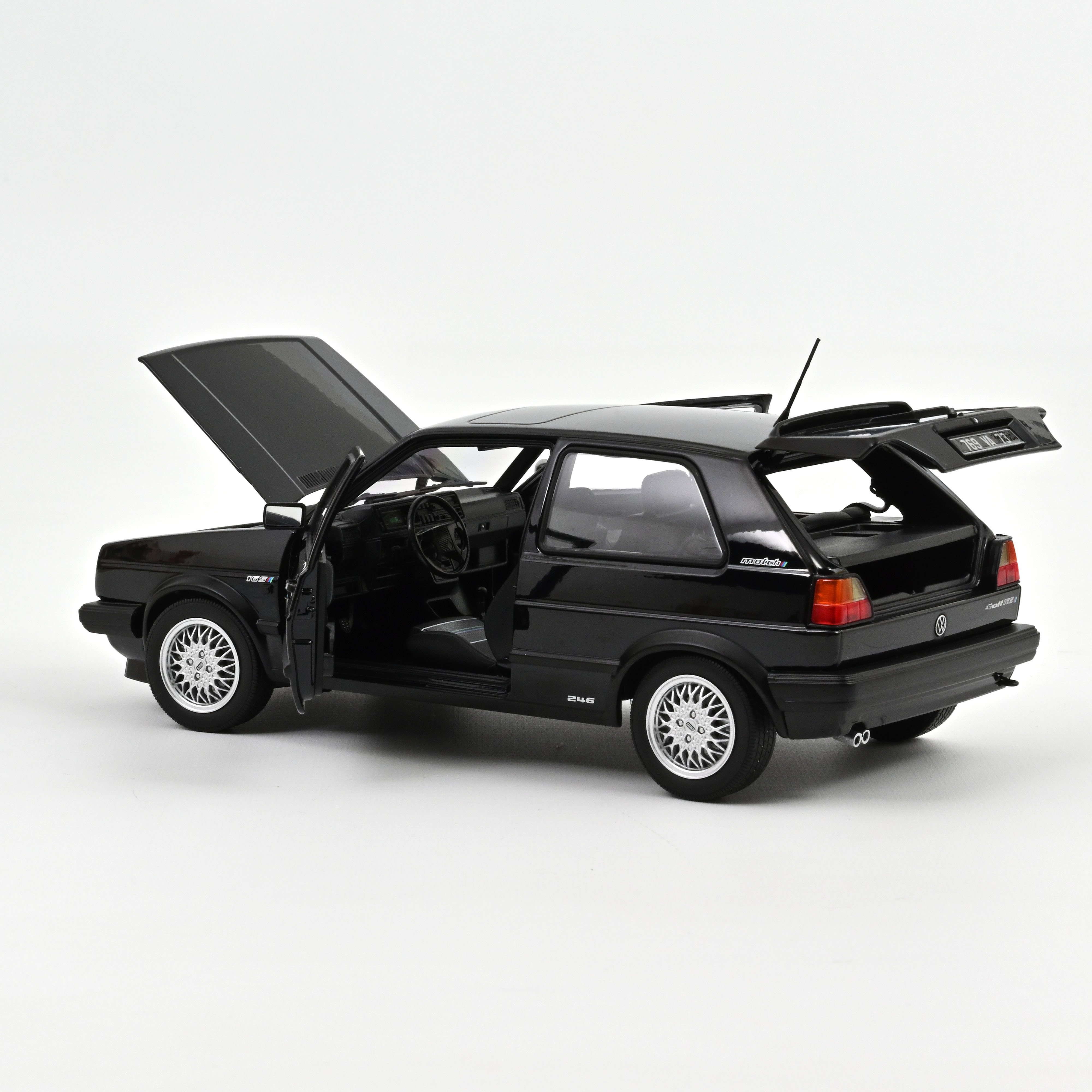 VW Golf GTI Match´89 1:18 black metallic