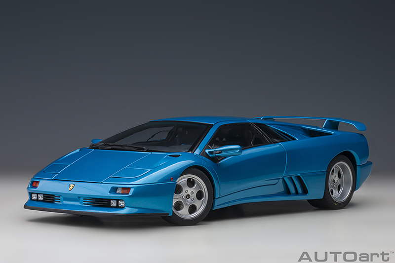 Lamborghini Diablo SE30 blau Baujahr 1993 1:18