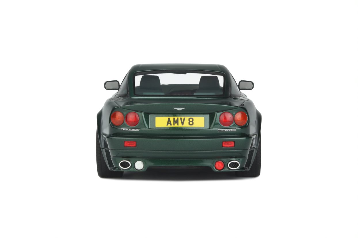 Aston Martin V8 Vantage 1:18