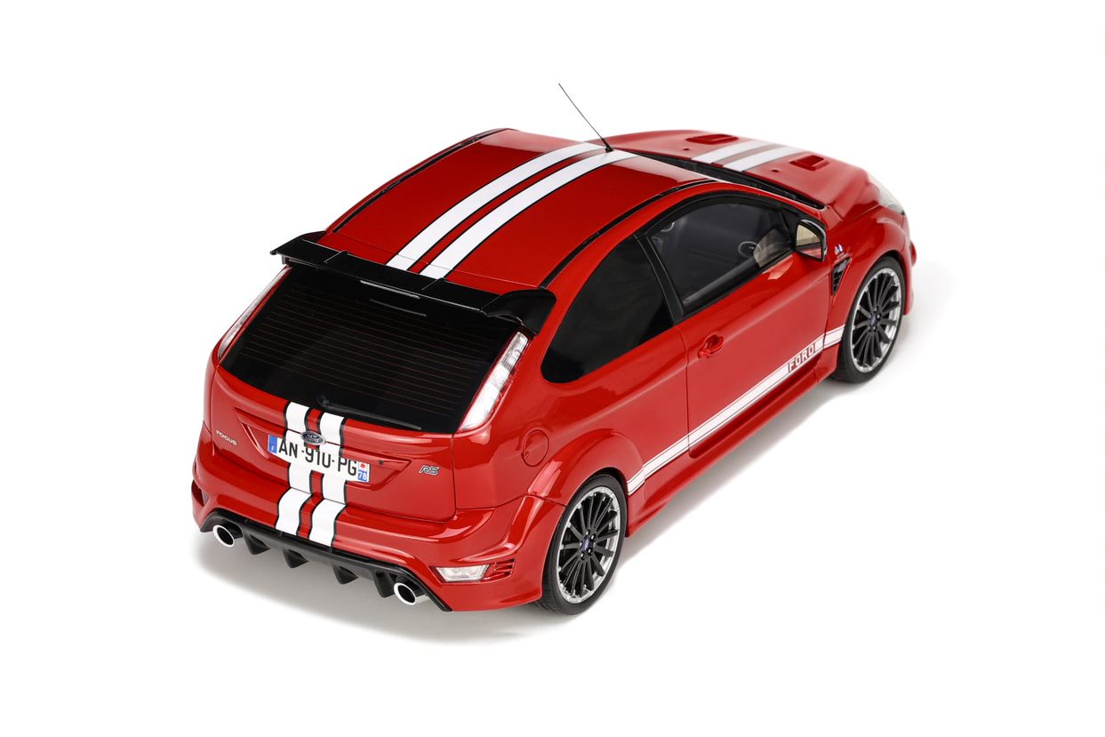 Ford Focus RS MKII 2010 le Mans rot 1:18
