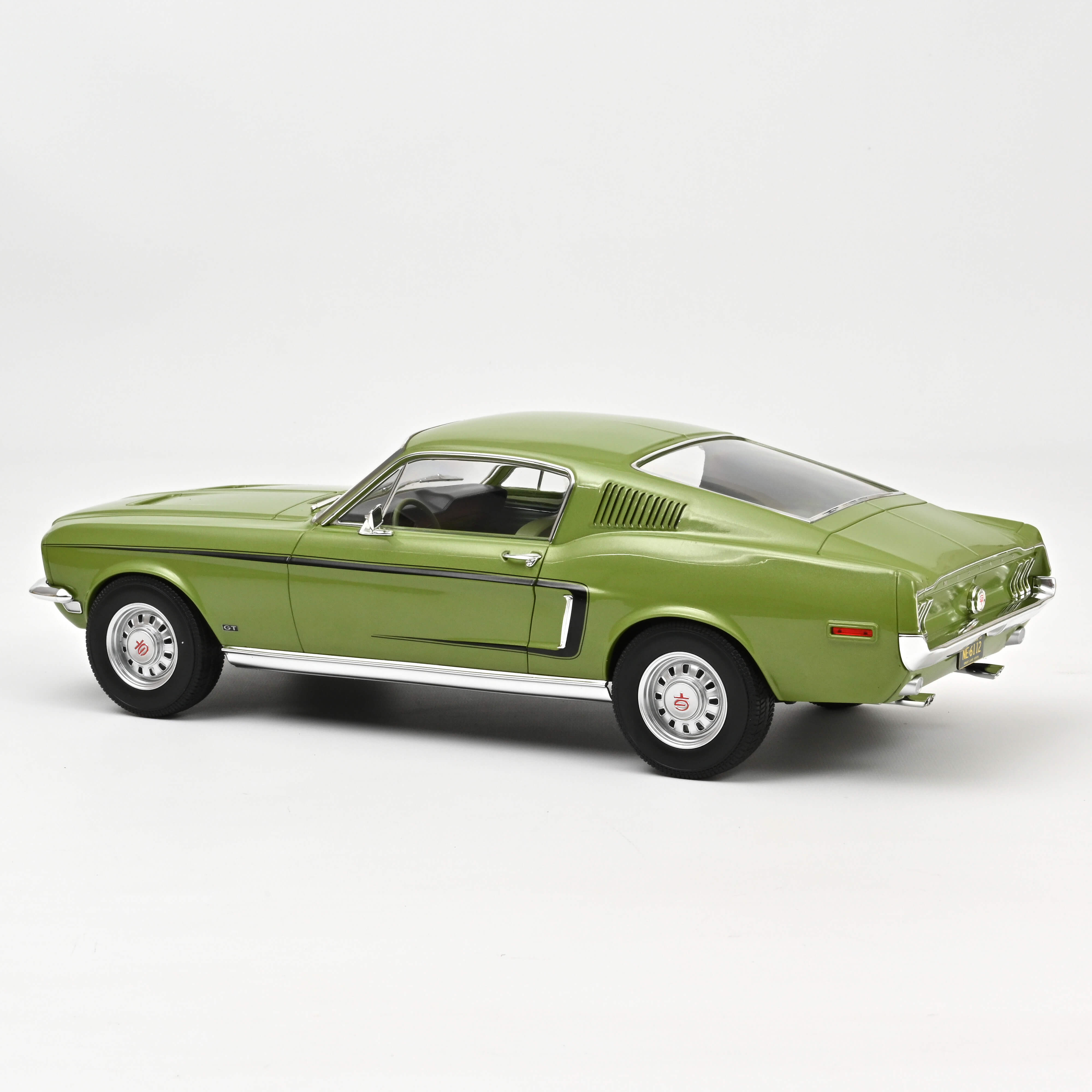 Ford Mustang Fastback GT`1968 1:12 light grün metalic