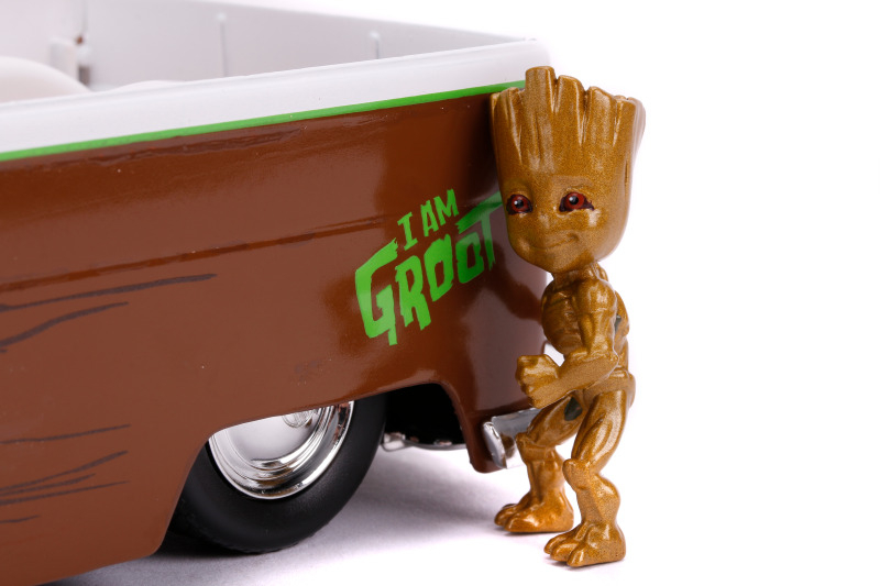 Marvel Groot 1963 Bus Pickup 1:24