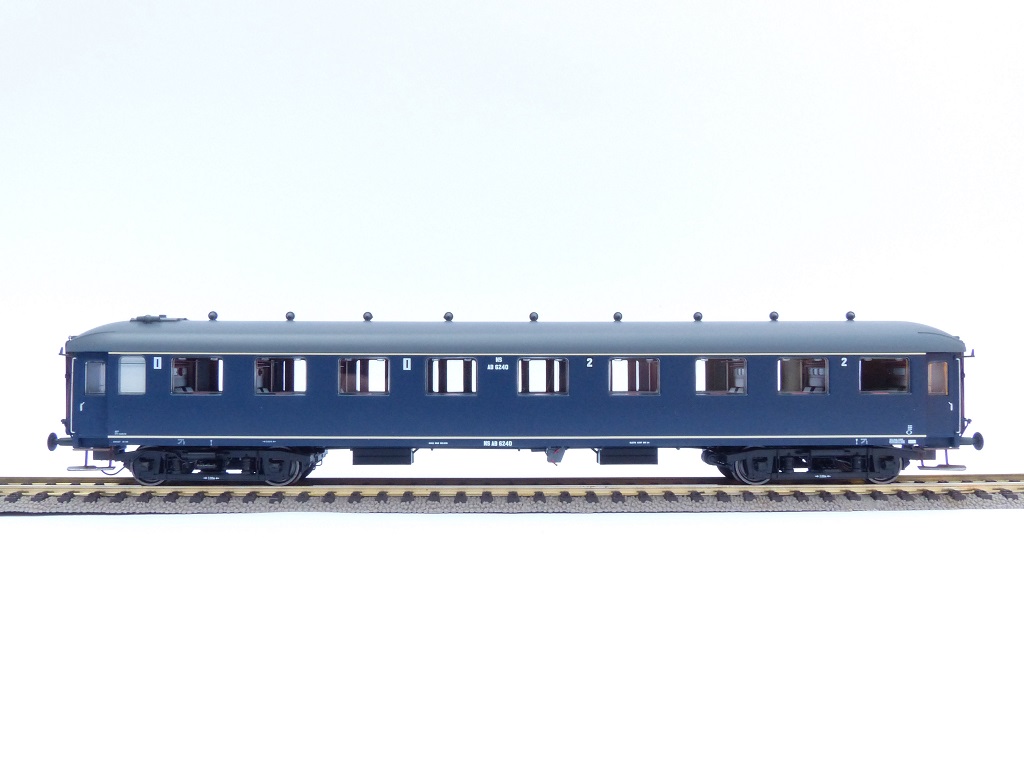 NS Personenwagen AB6240 IIIB blau / Amsterdam CS - Den Helder