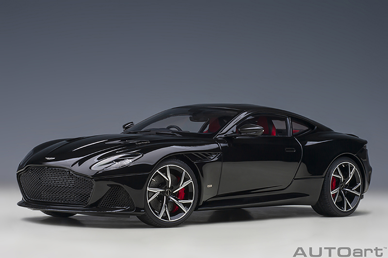 Aston Martin DBS schwarz 18 Superleggera