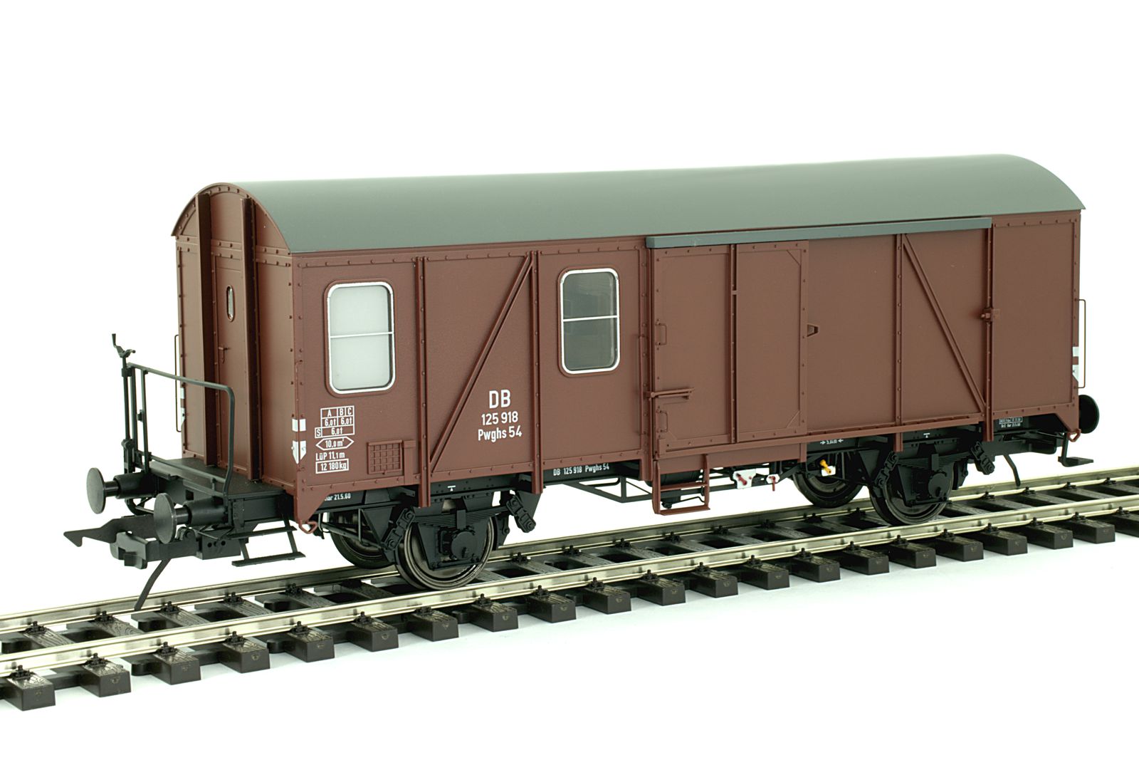 DB Güterzuggepäckwag Pwghs54 Ep. III, mit Bremserbühne, braun, Betr.-Nr.: 125 918