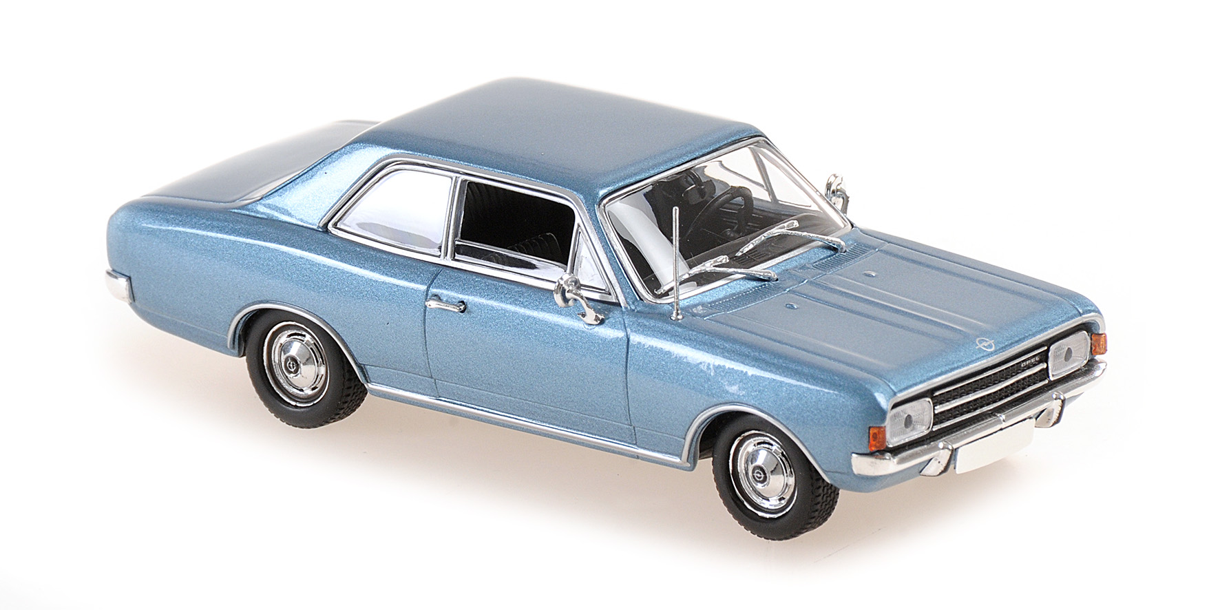Opel Rekord C `1966 blau 1:43 blau metallic Diecast Maxichamps