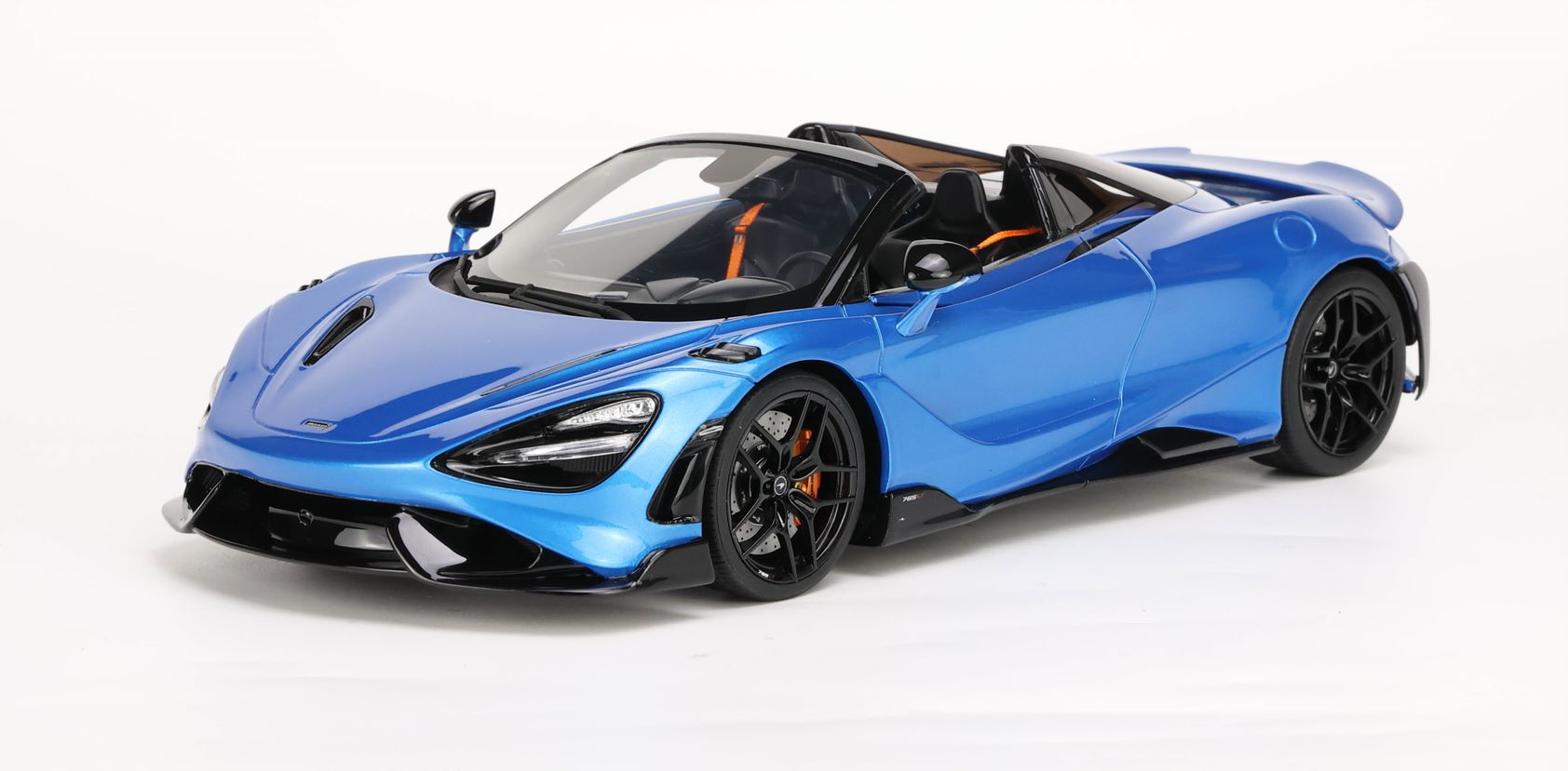 McLaren 765LT Spider 2021 blau 1:18